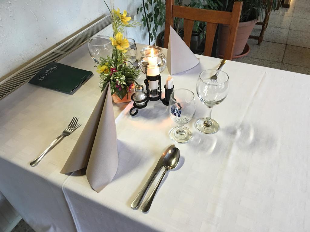 Kis-Duna Motel & Camping Mosonmagyaróvár Esterno foto